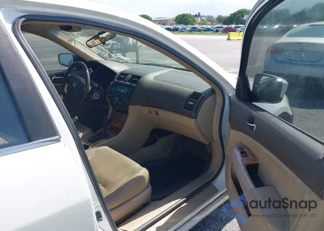 2005 Honda Accord Hybrid Ima from USA, damaged, VIN JHMCN36425C012360